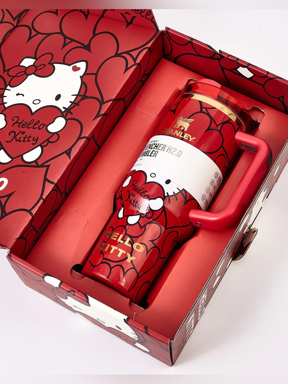 Stanley x Hello Kitty Red flowstate Tumbler 40oz valentines gift box TikTok